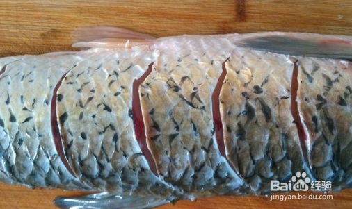 地方特色菜万州烤鱼，补钙养身！