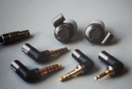 手机上的耳机孔有啥小妙用?