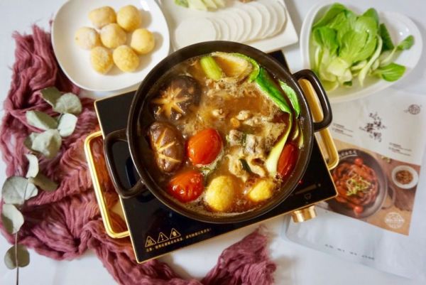 对味酱鸭，一锅两吃#食光社干锅鸭#