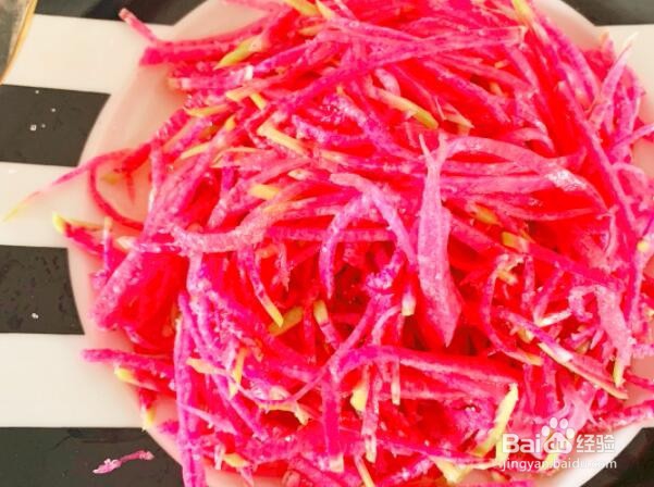 糖醋红心萝卜丝，好看又好吃！