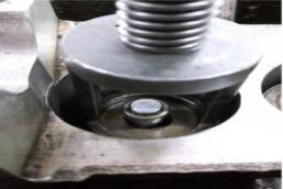 汽车气门拆装怎么做？