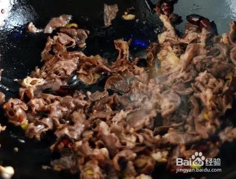 爆炒孜然羊肉的做法