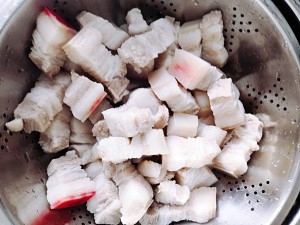 红烧肉炖豆角（绝对下饭）