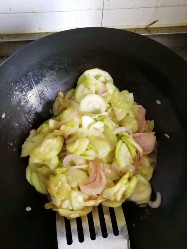 西葫芦炒西红柿