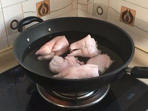 入口易化又养颜抗衰的猪手这样做怎么也不会油腻