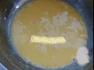 圆形戚风蛋糕怎么做?