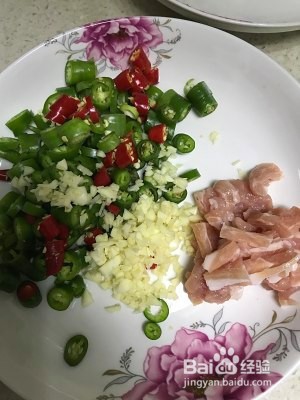 健康养生佳品四季豆炒肉的做法