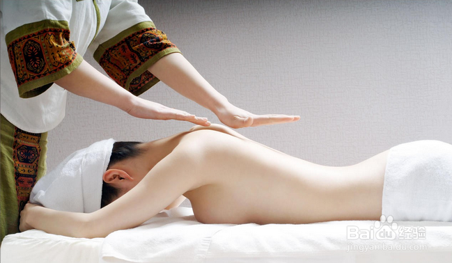 如何通过按摩瘦双臂