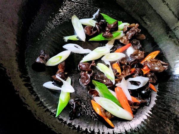 豆腐配木耳营养翻倍