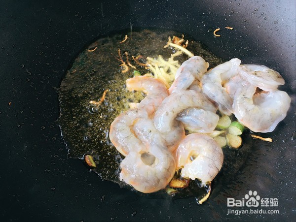 如何做美味的西兰花炒虾球
