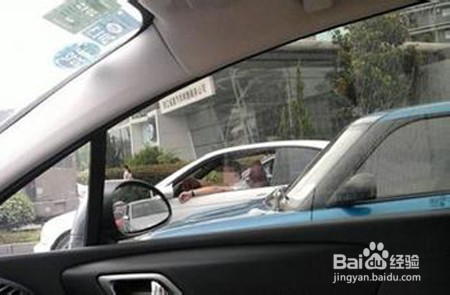 如何才能安全超车