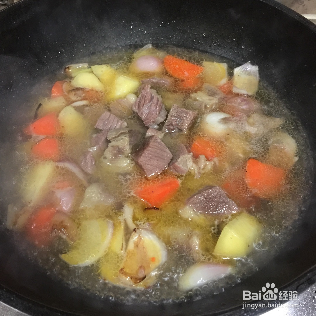 红咖喱牛腩的做法