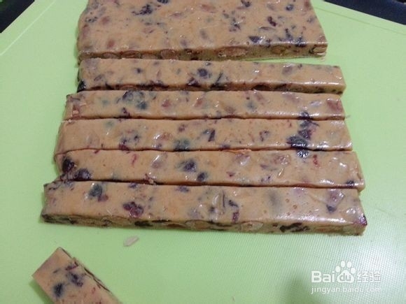 如何制作麦芽糖版杏仁蔓越莓牛轧糖