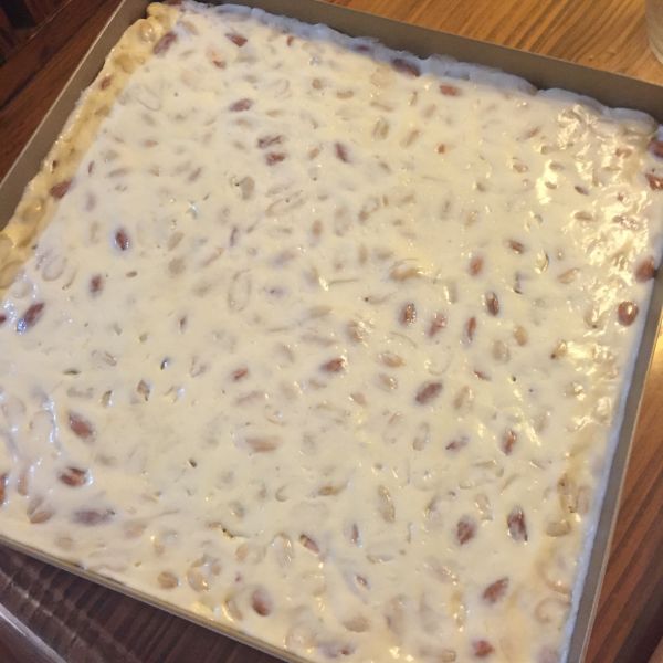 杏仁花生牛轧糖