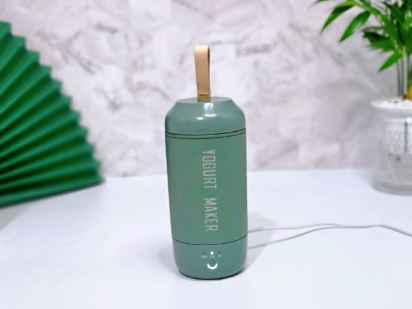 自制蔓越莓果酱酸奶