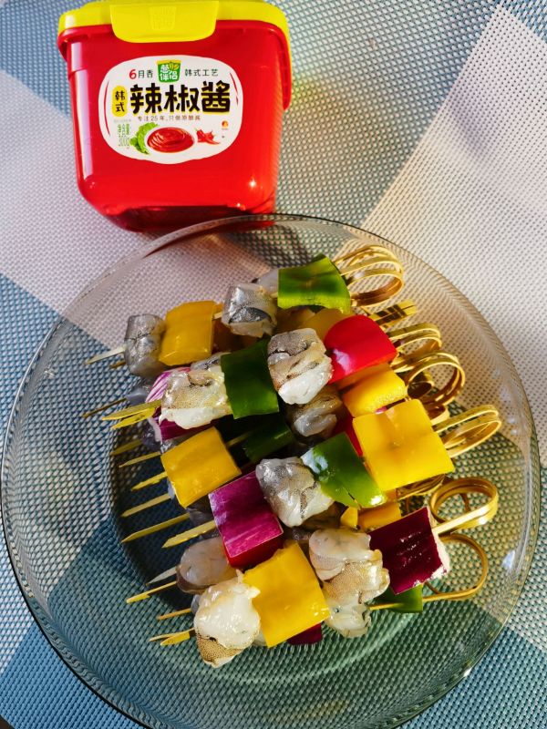 酱香五彩鲜虾串