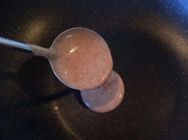 黑全麦松饼#柏翠辅食节-辅食添加#