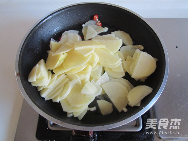 青椒炒土豆片