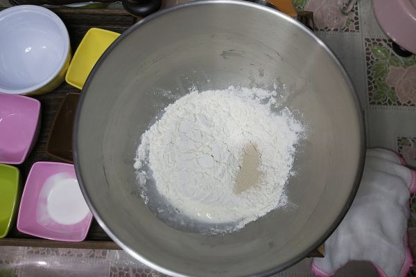 蓝莓果酱夹心小餐包