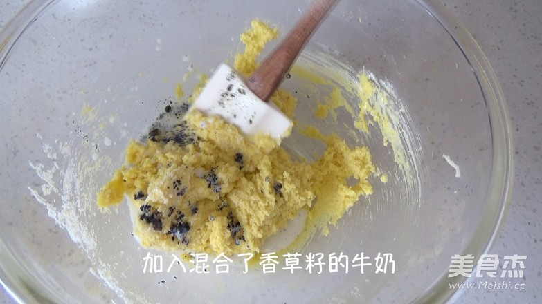 香草杏仁粉磅蛋糕