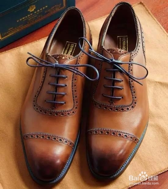 男士正装怎么搭配皮鞋?
