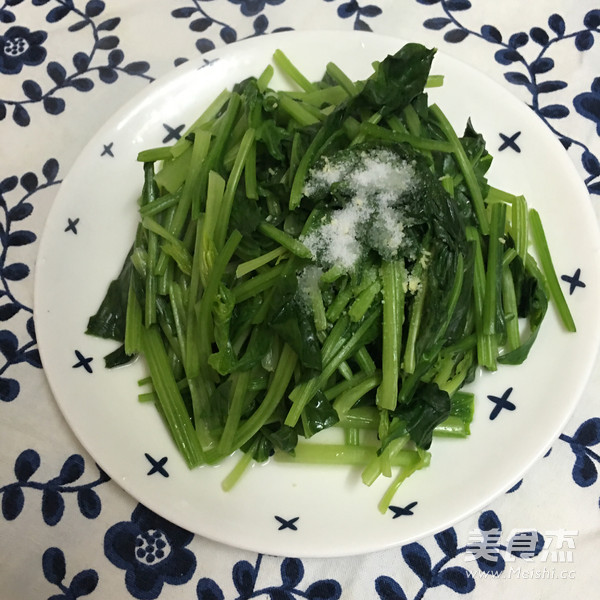 蒜蓉菠菜的做法