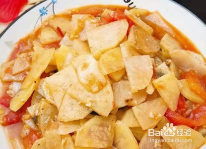 土豆片炒西红柿怎么做