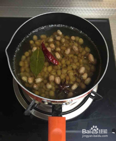 家常菜五香水煮花生