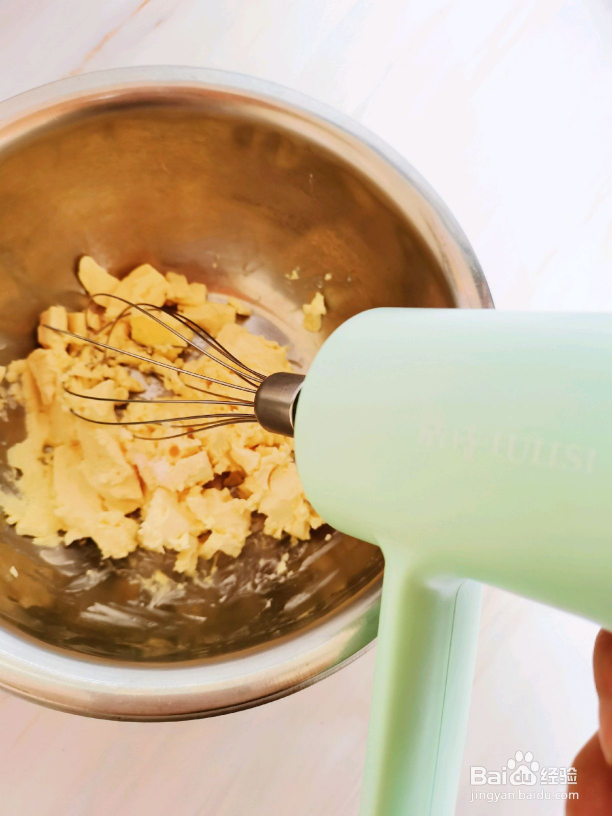 酥到掉渣的原味曲奇饼干的做法