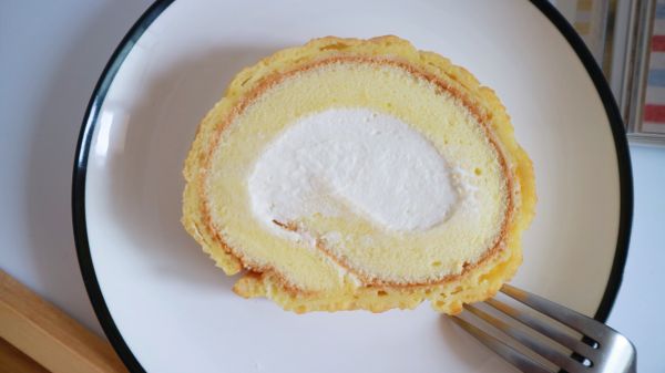 日式泡芙蛋糕卷