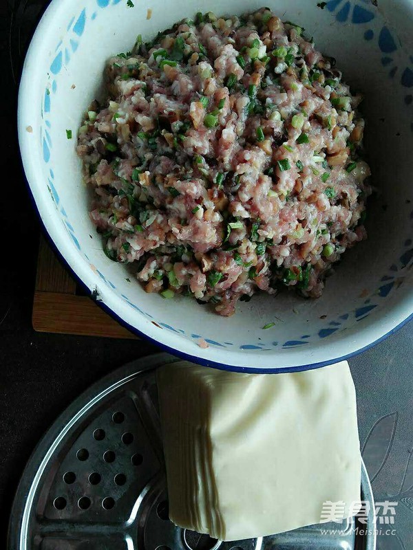 抄手的家常做法