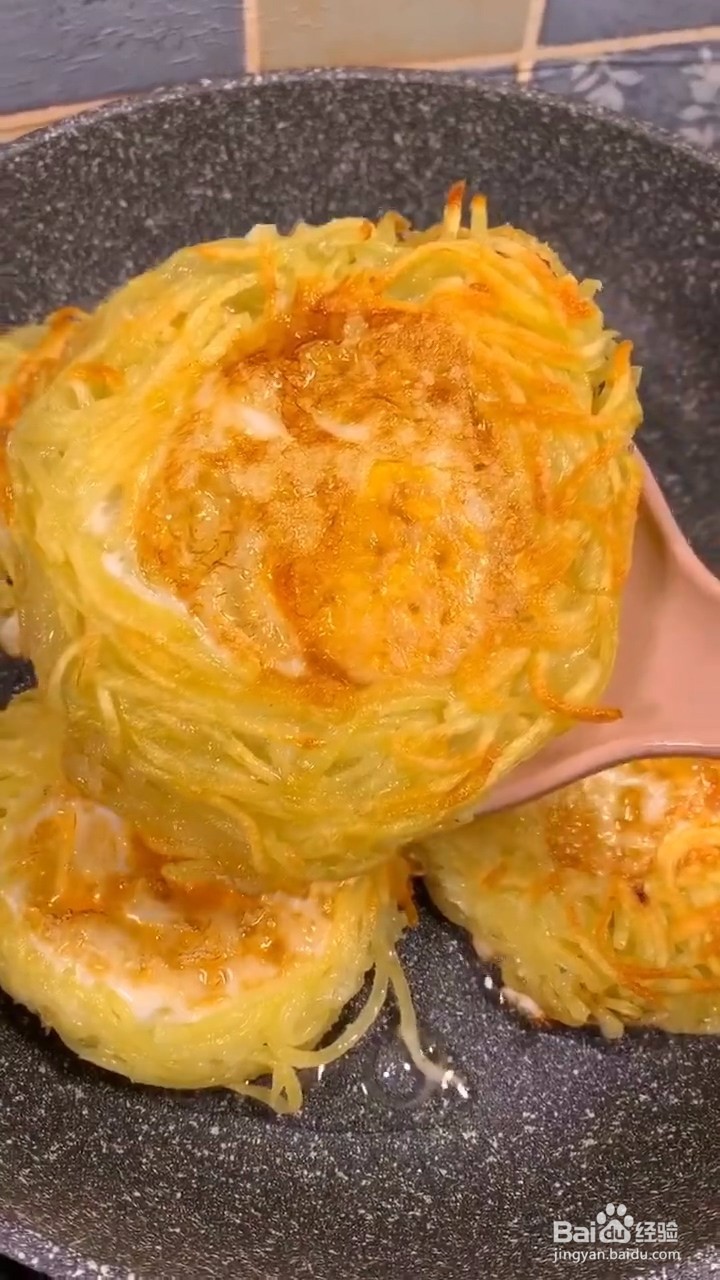 土豆丝鸡蛋饼如何自制才好吃？