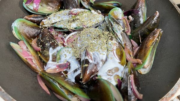 红酒奶油青口贝