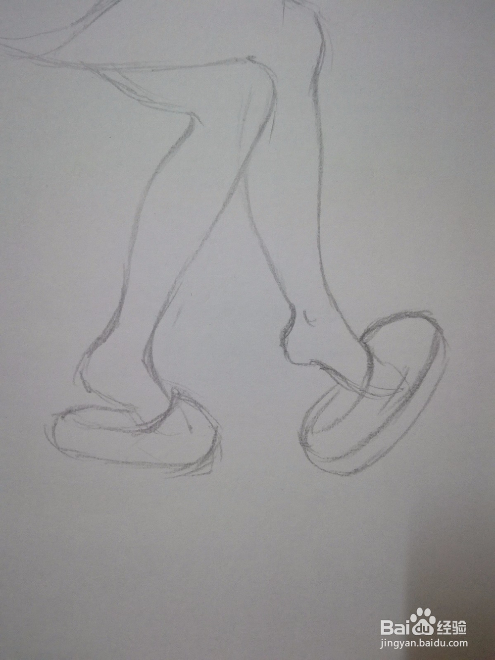 坐在沙发上的动漫人物怎么画