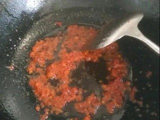 红烧肥肠面怎么做