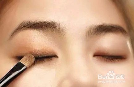 怎样化淡妆？