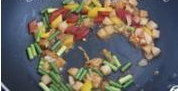 泡菜萝卜炒牛肉的制作过程