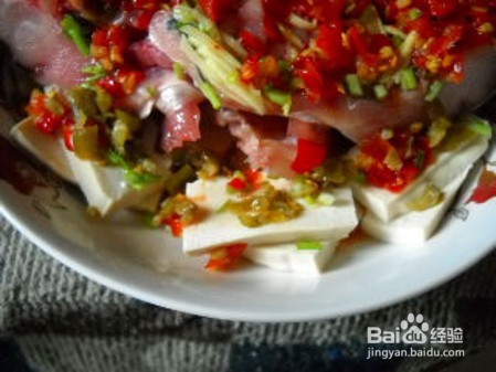 剁椒鱼头豆腐的制作方法