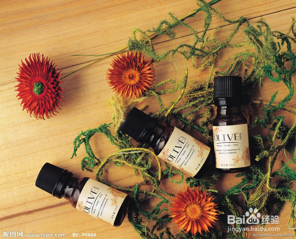 祛痘印的小窍门 茶树精油祛痘印