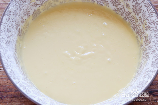 奶香鸡蛋饼配炸蘑菇的做法