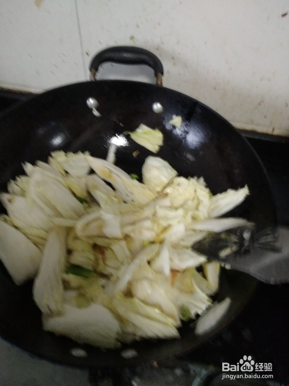 白菜豆角炖脆骨
