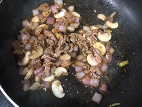 黑椒牛肉披萨(8寸)