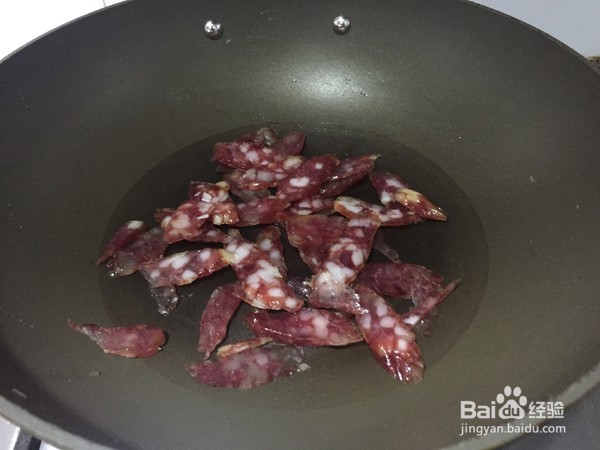四季豆炒腊肠的做法