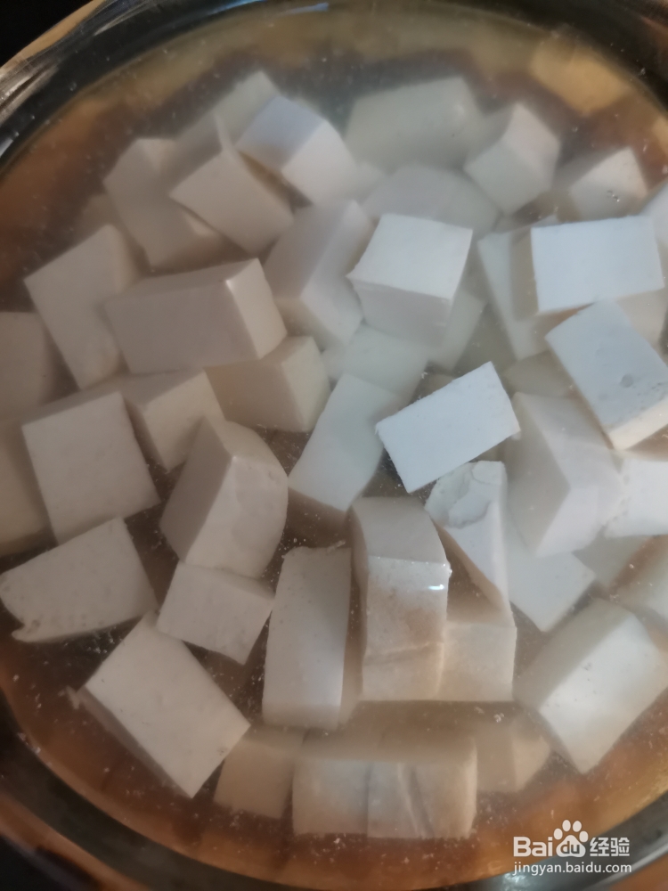 无法抵挡的鲍鱼干贝辣酱烧菌菇豆腐