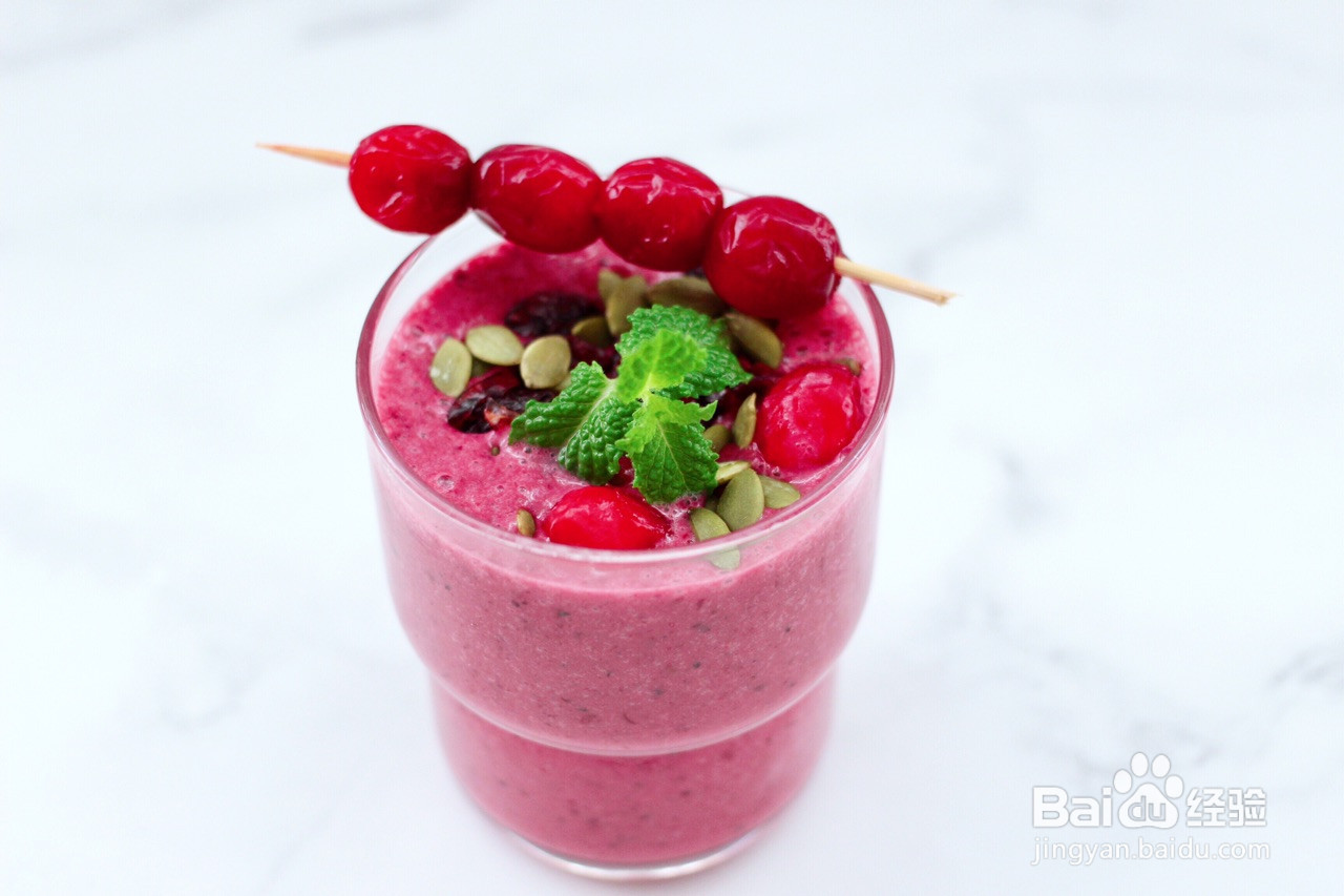 蔓越莓香蕉奶昔的做法