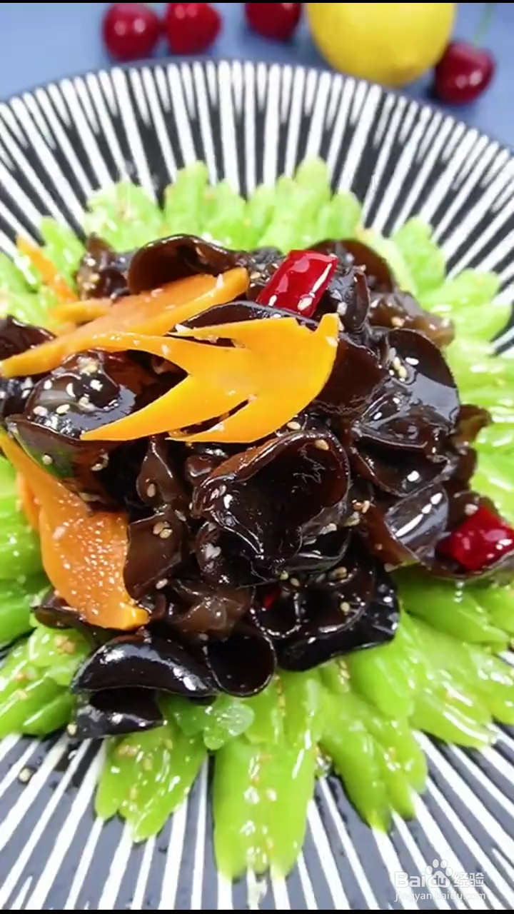 如何自制好吃下饭的凉拌苦瓜木耳？