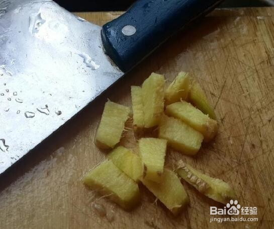 好吃的银杏蒸鸭