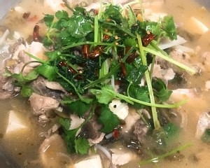 食补养生超简单酸菜鱼