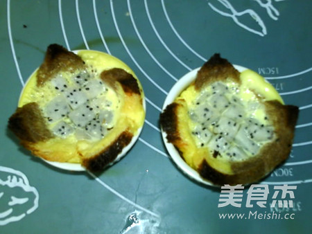 火龙果吐司蛋挞