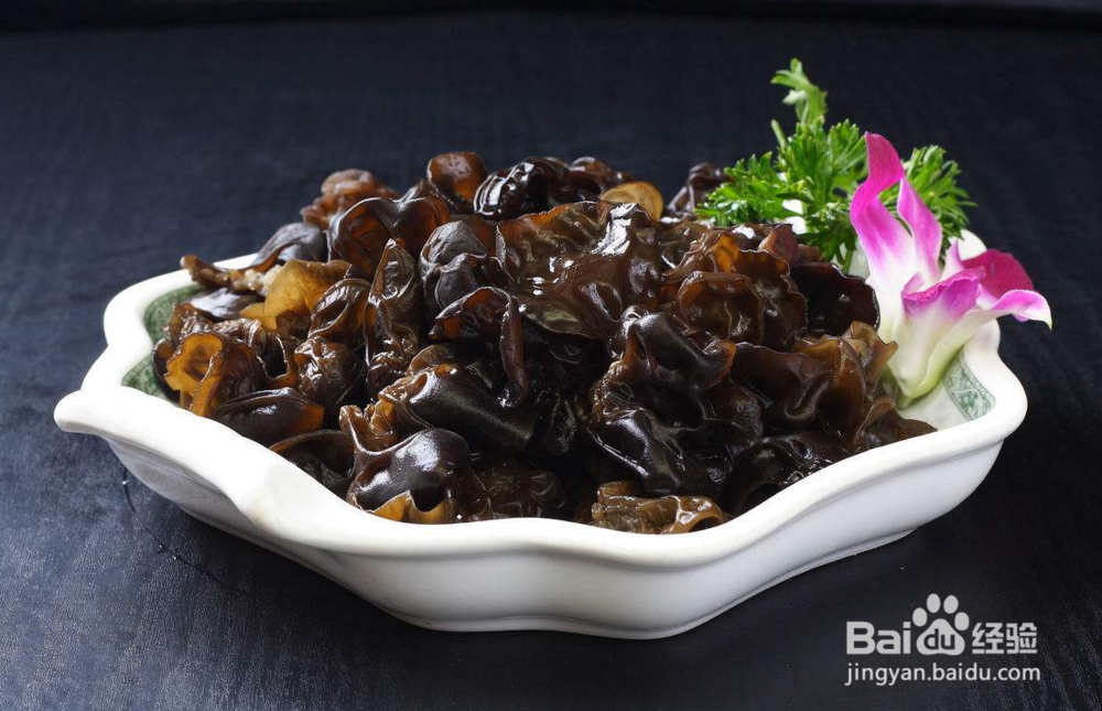 黑木耳怎么挑选？有什么食疗功效？